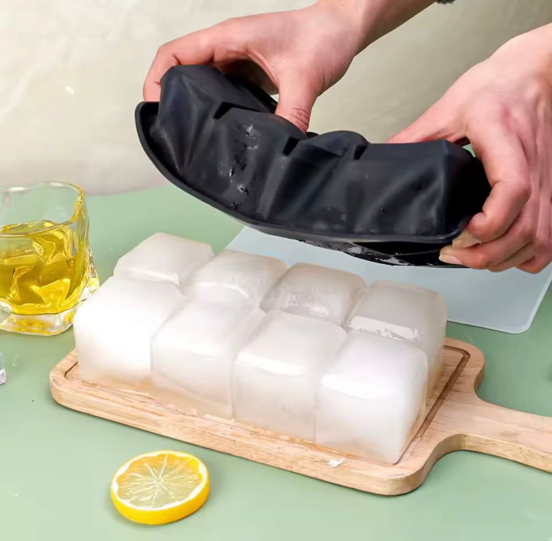 8 Grid Silicone Ice Mold, Easy Release Ice Tray, Creative Ice Cube Mold, Rectangle Shape Ice Maker Ice Cube Tray