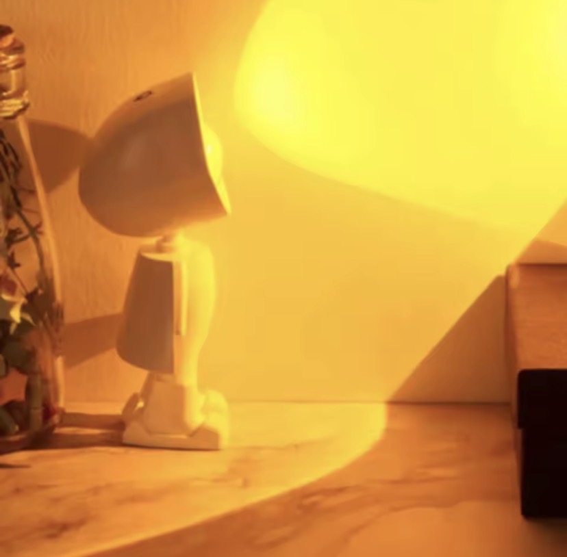 Astronaut LED Projection Table Lamp, Cute Space Explorer Night Light, Space Buddy LED Night Lamp