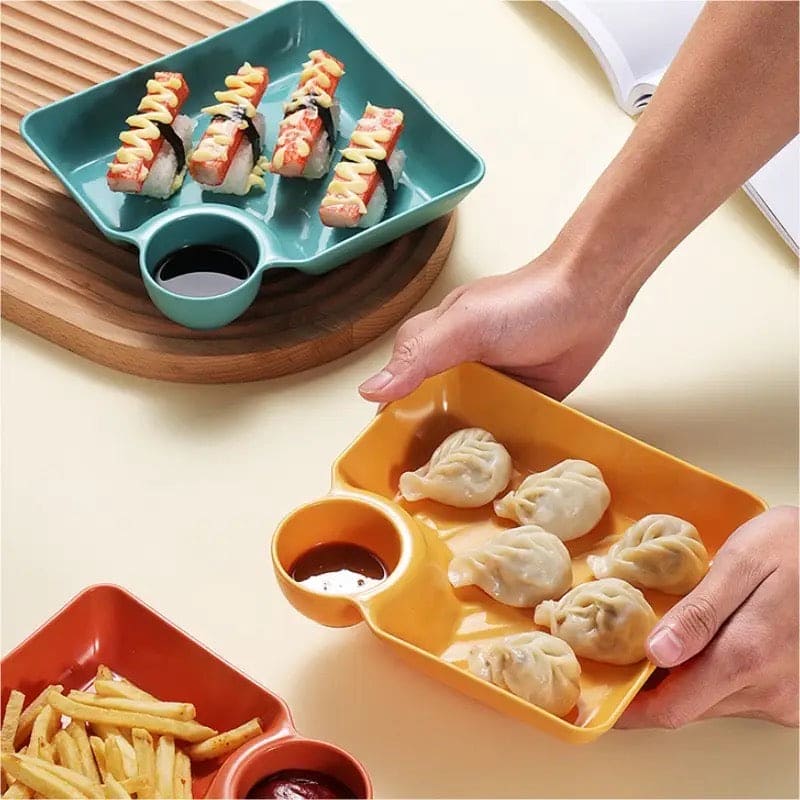 Set of 4 Square Dumpling Plate With Dipping Dish, Plastic Portion Plate, Sushi Fries and Dumplings Sauce Separation, Multipurpose Dumpling Plate With Sauce Compartment, Square Serving Plates with Sauce Holder, Multifunctional Food storage Plate