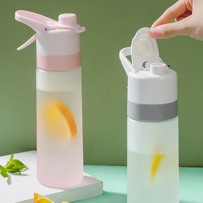 Spray Water Bottle, 700ml Fashion Cute Drinking Cup, Large Capacity Misting Water Bottle, Gradient Drinkware Travel Bottle, Outdoor Sport Fitness Water Cup