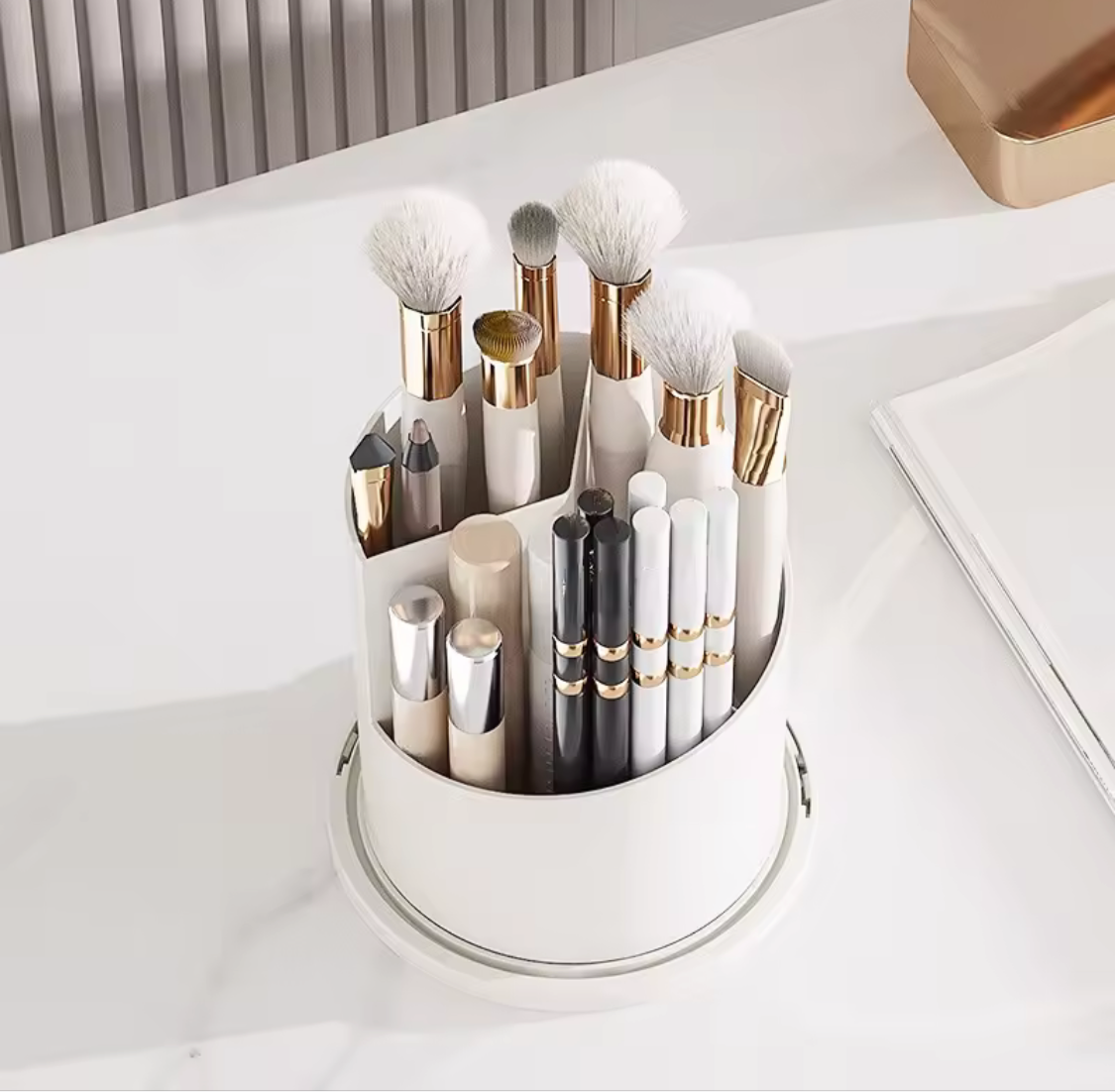 360° Cage Shape Rotating Makeup Brush Holder, Cage Shape Brush Organizer, Lipstick and Eyebrow Pencil Holder, Makeup Brush Holder Organizer