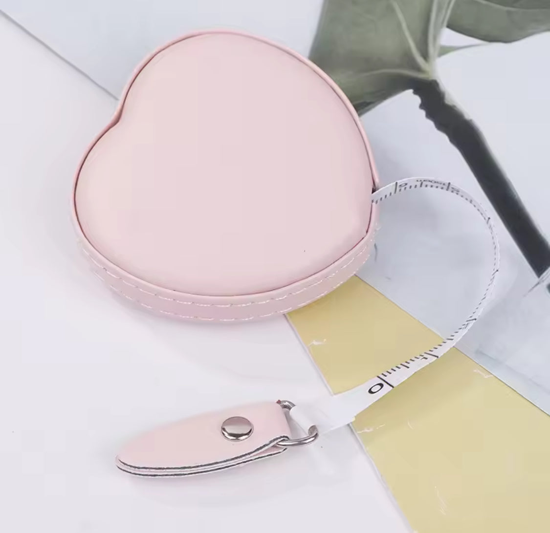 Cute Heart Shape Measuring Tape, Portable Soft Leather Measuring Tape, Mini Ruler for Body Measuring Tool Cute Heart Shape Measuring Tape, Portable Soft Leather Measuring Tape, Mini Ruler for Body Measuring Tool