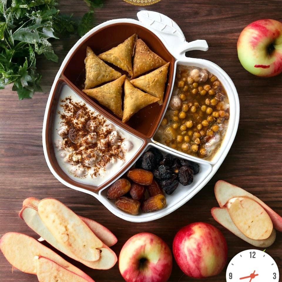 Apple Shaped Iftar Tray, 4 Compartment Food Plate, Sasuke Food Divided Serving Plate