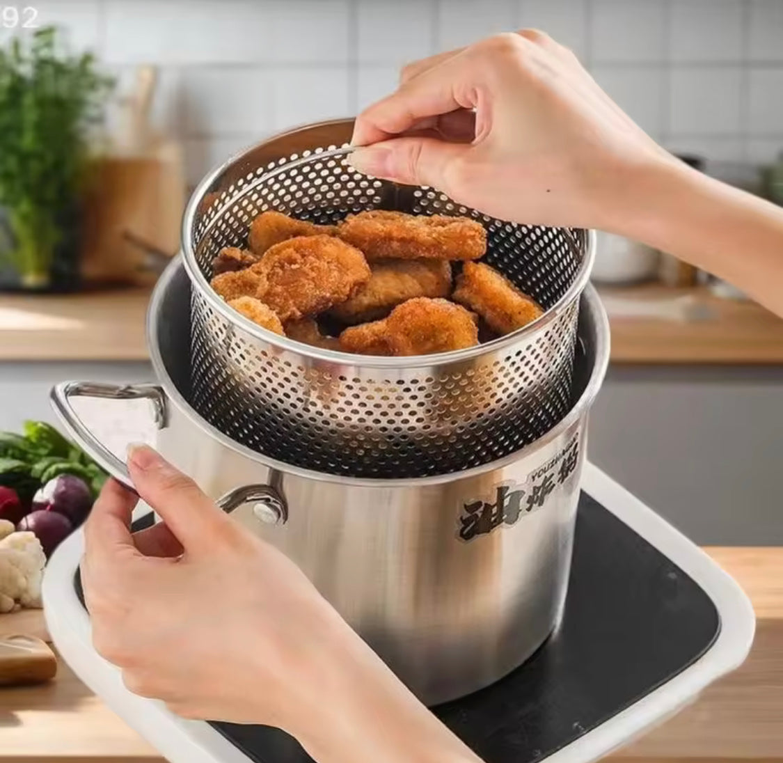 3.5L Deep Fryer Pot With Glass Lid, Stainless Steel Frying Pot With Mesh Steamer Basket, Kitchen Tools