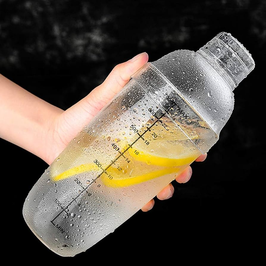 3 In 1 Beverage Shaker Mixer Bottle, Transparent Cocktail Shaker with measuring scale, Multifunctional beverage shaker