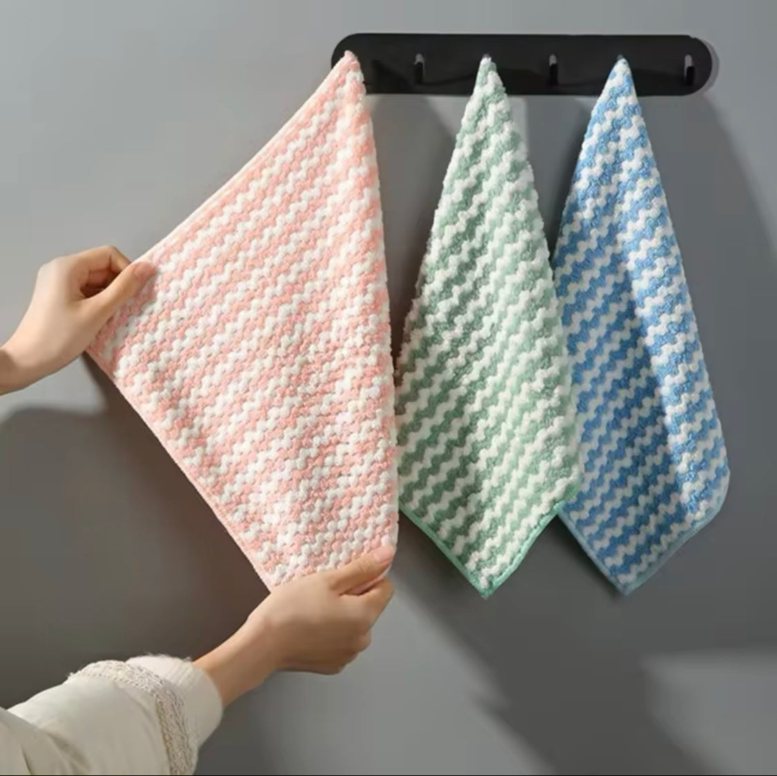 Set Of 3 Superfine Fiber Kitchen Dishwashing Cloth, Water Absorbent Cleaning Cloth, Multipurpose Household Cleaning Tools