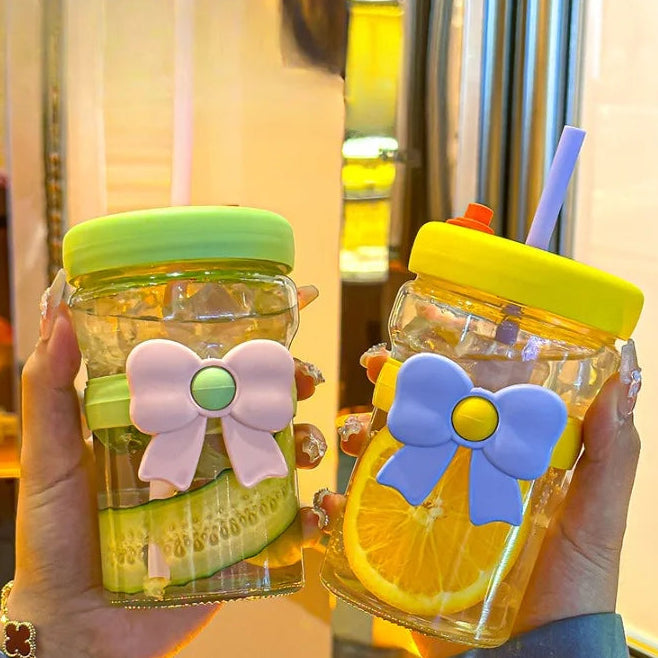 Bow Glass Cup with Straw, Party Beverage Cup, Portable Glass Water Cup with Straw Lid, Elegant Cute Transparent Mug