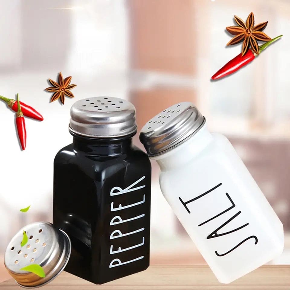 Ceramic Salt and Pepper Shakers, Farmhouse Salt Shaker, Black And White Salt And Pepper Shaker, Kitchen Condiment Bottle, Outdoor Pepper Shakers For Kitchen, Vintage Glass Black And White Shaker With Steel Lid
