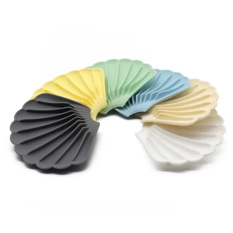 Sea Shell Soap Dish, Anti Slip Creative Soap Box, Self Draining Soap Bar Holder, Bathroom Silicone Soap Dish Tray, Kitchen Countertop Sink Splash Drying Mat, Sponge Drain Pad Rack, Silicone Washing Table Soap Tray