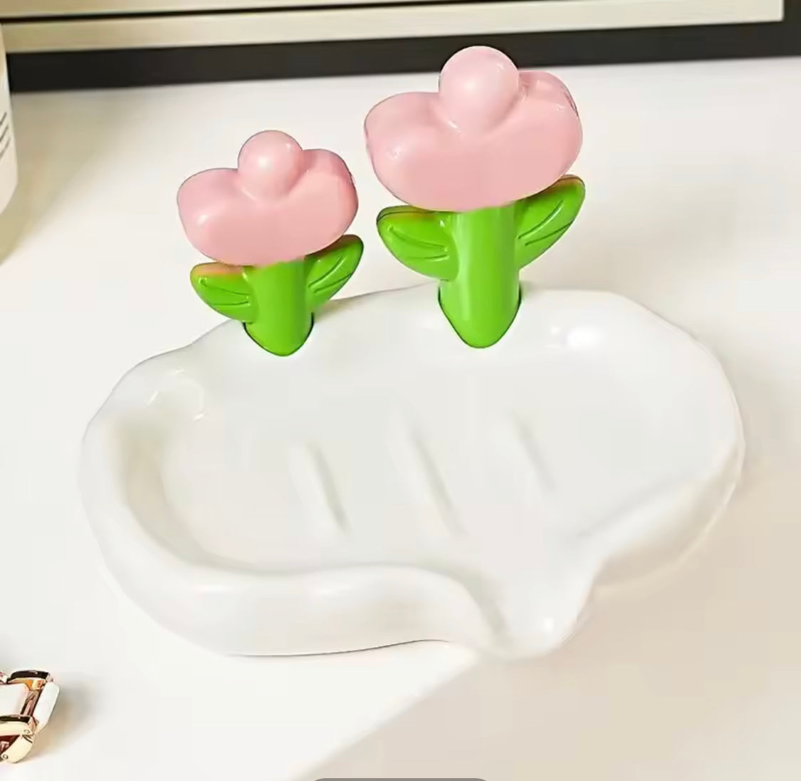 Tulip Shaped Floral Soap Box, Bathroom Decor Soap Holder With Drain Holes, Bathroom Kitchen Sink Countertop Soap Box