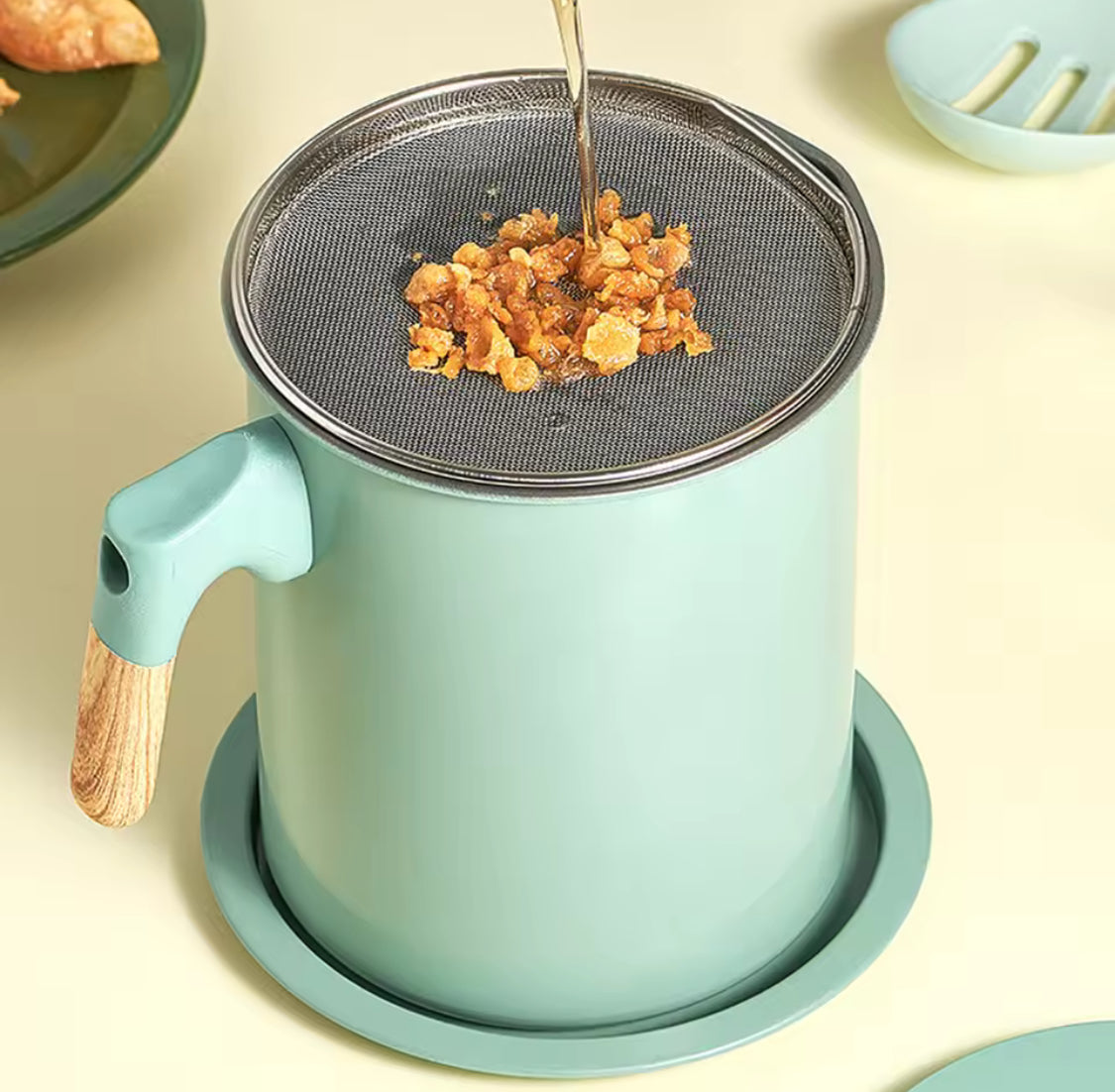 1.4 Litter Stainless Steel Kitchen Oil Filter Pot, Manual Grease Oil Container, Kitchen Oil Separator And Storage Can With Fine Mesh Strainer, Oil Trap with Lid, Strainers Pot Oil Bottle, Filter Oils Separator Tank, Kitchen Cooking Tools