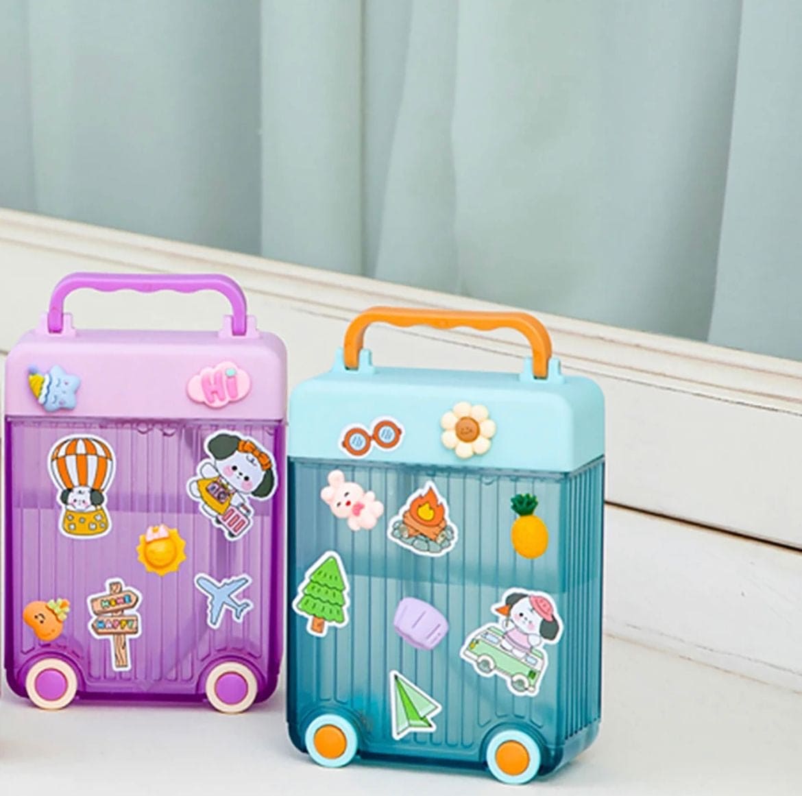 Cute Suitcase Straw Water Bottle, 450ml Plastic Water Cup with Straw Briefcase Shape Kids Water Bottle, Portable Drinking Cup for Girls Boys School, Easy to Carry Sports Bottles for Girls and Boys