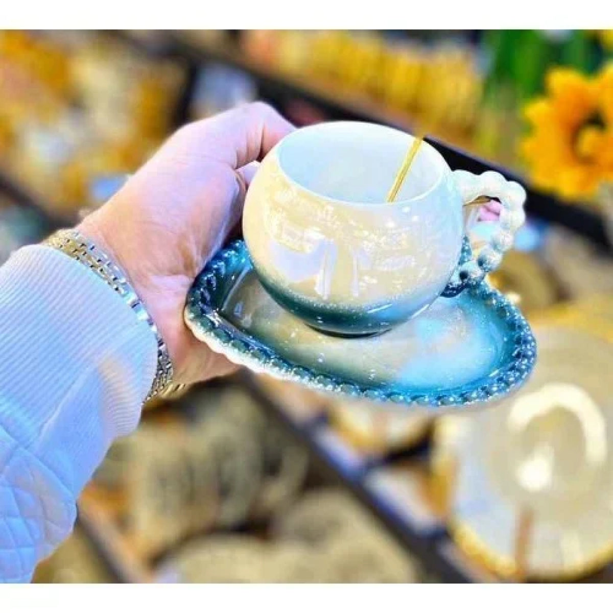 Luxury Pearl Handle Tea Cup, Ceramic Iridescent Mug With Heart Shaped Saucer, 1Pc Home Exquisite Coffee Cup With Saucer