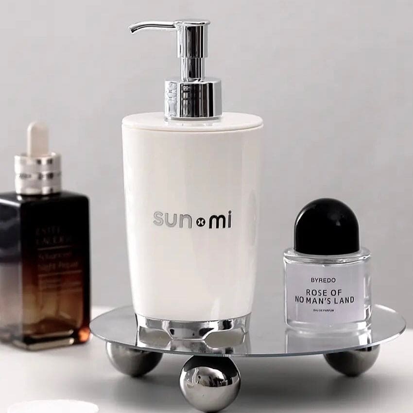 Shower Gel Bottle, Push Type Refillable Empty Glossy Bottle, Bathroom Kitchen Soap Dispenser, Liquid Soap Dispenser Pump, Manual Soap Dispenser Can, 300ml Soap Dispenser, Countertop Lotion Pump Bottle