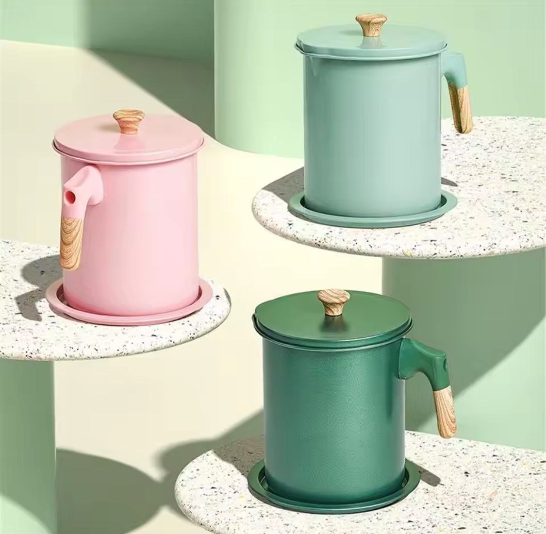 1.4 Litter Stainless Steel Kitchen Oil Filter Pot, Manual Grease Oil Container, Kitchen Oil Separator And Storage Can With Fine Mesh Strainer, Oil Trap with Lid, Strainers Pot Oil Bottle, Filter Oils Separator Tank, Kitchen Cooking Tools