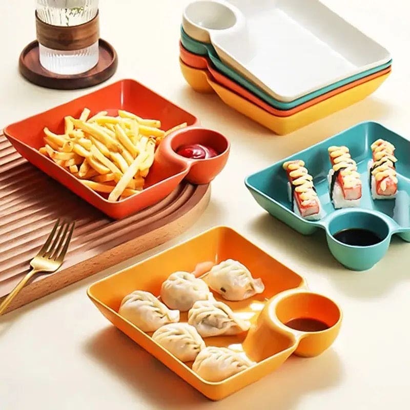 Set of 4 Square Dumpling Plate With Dipping Dish, Plastic Portion Plate, Sushi Fries and Dumplings Sauce Separation, Multipurpose Dumpling Plate With Sauce Compartment, Square Serving Plates with Sauce Holder, Multifunctional Food storage Plate