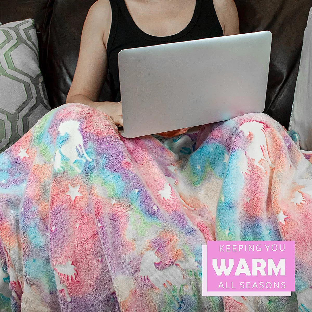 Glow In The Dark Blanket, Luminous Glowing Blanket For Kids, Super Soft Cozy Warm Rainbow Blanket, Unicorns Flannel Throw Blanket, Sleepiwsh Unicorn Kids Glow Throw, Rainbow Blanket Birthday for Toddler Kids, Cozy Soft Fluffy Fleece Nap Sleep Blankets