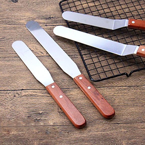 Stainless Steel Cake Icing Spatula, Professional Stainless Steel Cake Icing Spatula, Butter Cream Icing Frosting Knife, Steel Palette Knife Scraper With Wooden Handle, Offset Frosting Angled Icing Spatula, Kitchen Cake Decoration Tools