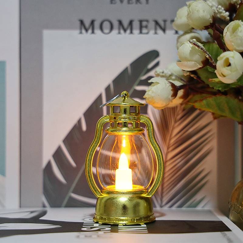 Mini Lantern Lamp, Kerosene Retro Oil Lamp, Flameless LED Lamp, Electronic Candle Light, Smokeless Portable Hanging Lantern, Electronic Candle Craft Horse Light, Wind Light Candle, Wedding Arrangement Atmosphere Light