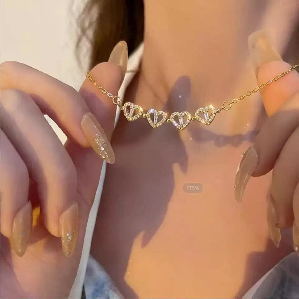 Golden Four Leaf Magnetic Folding Heart Clover Necklace, Dainty Heart Necklace for Women, Zirconia Four Leaf Clover Pendant