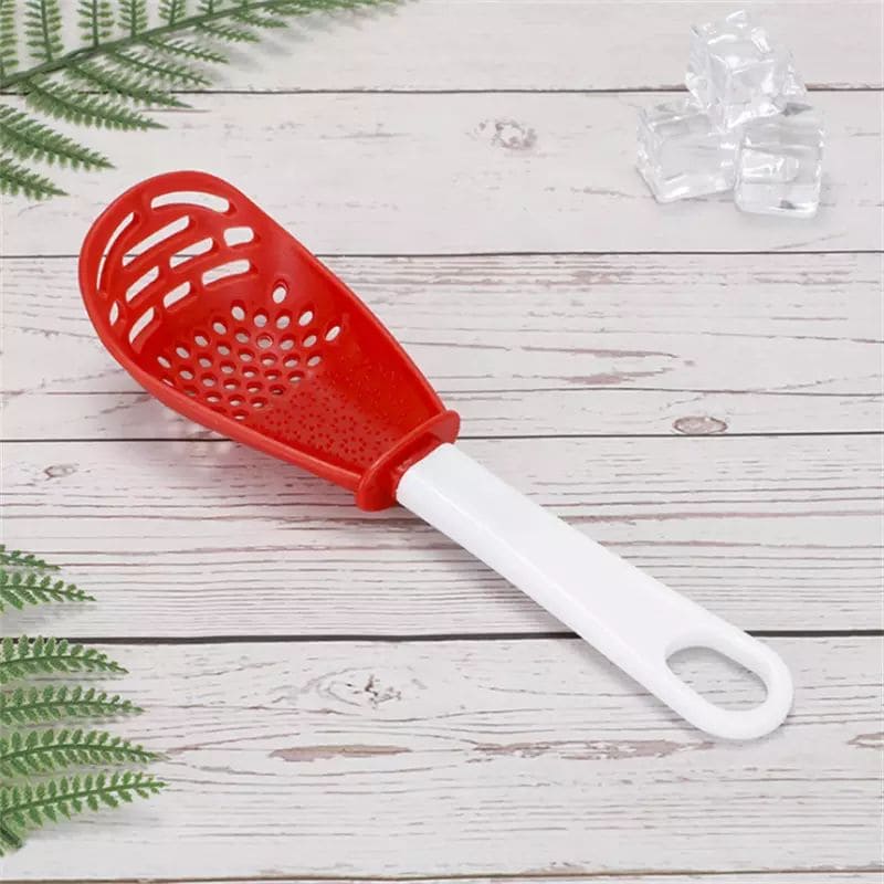 Garlic Crusher Spoon, Multifunctional Spoon, Colander Spoon, Egg Separating Spoon, Multi-Purpose Grinding Mashed Colander Spoon