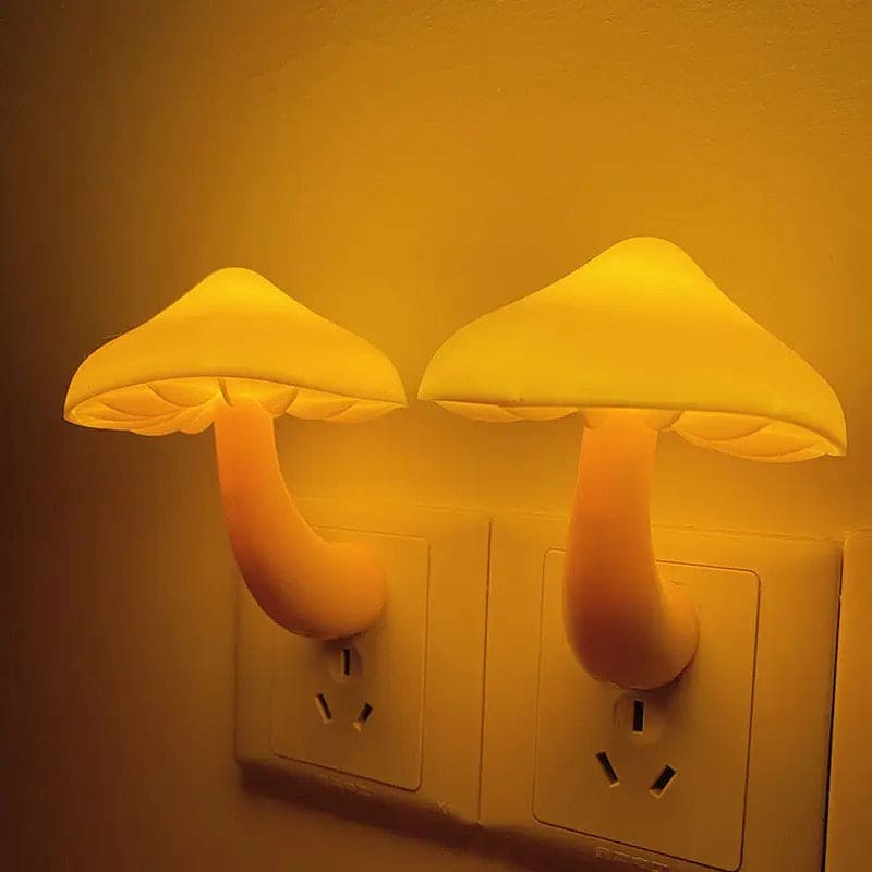 Mushroom Socket Night Light, Light Control Sensor Bedroom Light, Mushroom Wall Socket Lamp, Automatic Sensor Bedroom Decor Wall Lamps For Kid Room, Mini Bedside Socket Lamp, Electric Plug Warm White Light