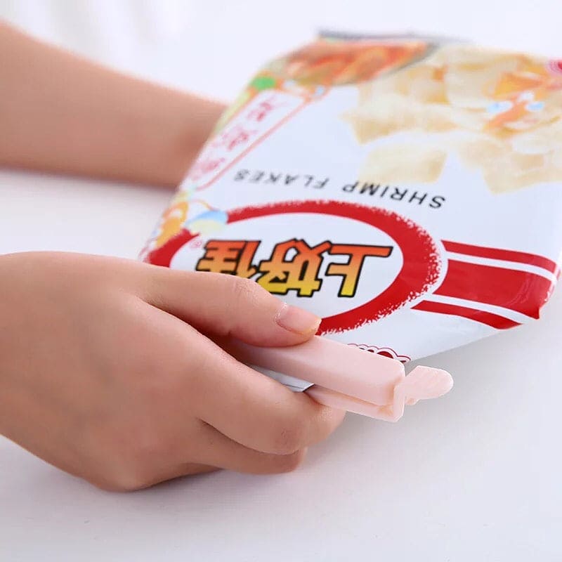 Set of 5 Pack Bag Clips, Food Snack Sealing Clip, Clamp Food Close Clip Seal Kitchen Tool, Freezer & Fridge Bag Sealing Clips, Kitchen Food Bag Clips