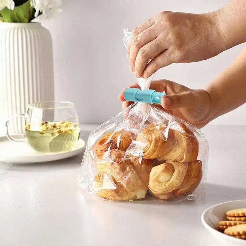 Set Of 4 Chip Sealing Clip, Multipurpose Bread Sealer, Press Spring Seal Clips, Food Bag Lock Button, Food Preservation Sealing Clips, Sealer Clamp Sealing Bag Clips, Kitchen Clips Freezer Bag Clips, Locking Type Bag Clip