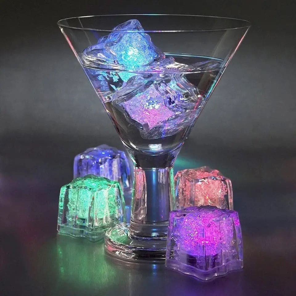 Multicolor LED Ice Cubes, Glowing Ice Cubes, Luminous Ice Cubes, Led Flash Ice Drink Cup Sensor Glow Light, Automatic Flashing Sensor Cubes, Liquid Sensor Reusable Ice Cube, Decor Induction Light Bar Party Supplies