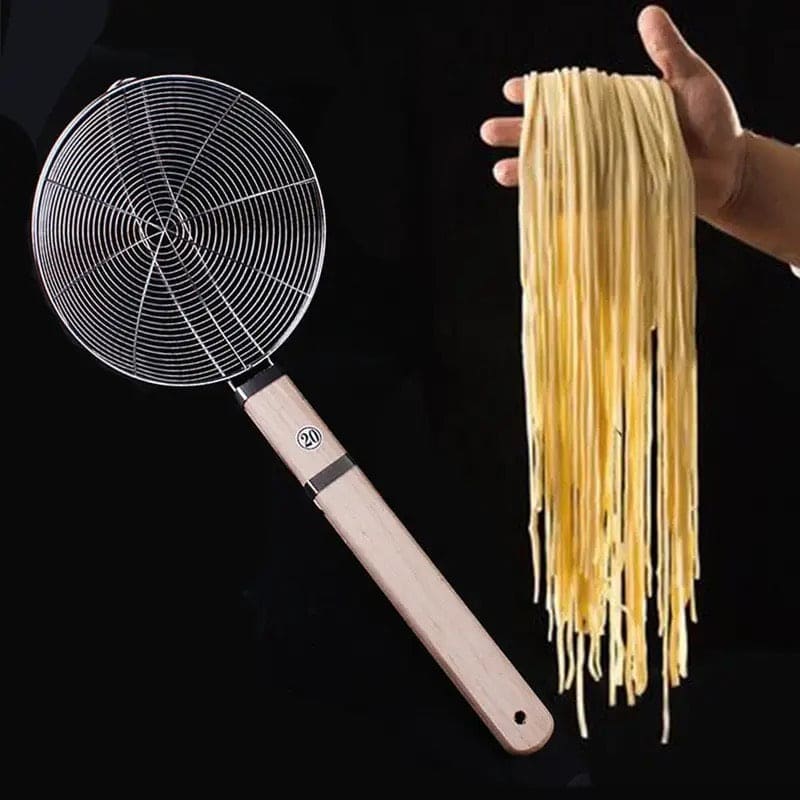 Spider Strainer, Large Stainless Steel Mesh Filter Colander, Wooden Handle Kitchen Oil Filter, French Fries Colanders Strainer, Wooden Handle Frying Net, Hot Pot Leaky Filter Sieve, Household Kitchen Strainer