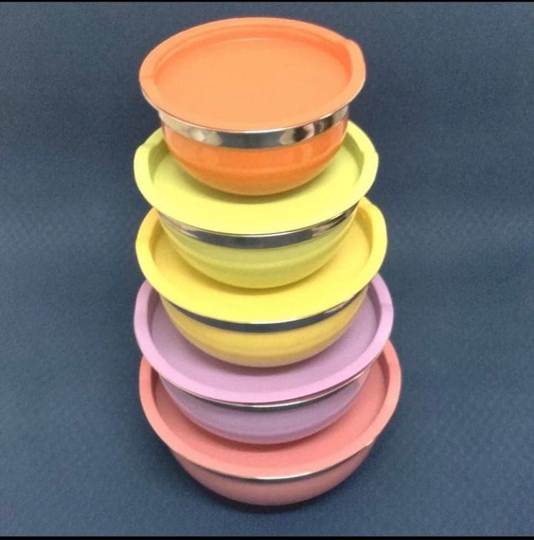 Set Of 5 Colorful Stainless Steel Bowl With Lids, Salad Mixing Bowl Set, Food Cooking Bowl Set, Stackable Nesting Mixing Bowls with Airtight Lids, Kitchen Washing Storage Container, Steel Lunch Box