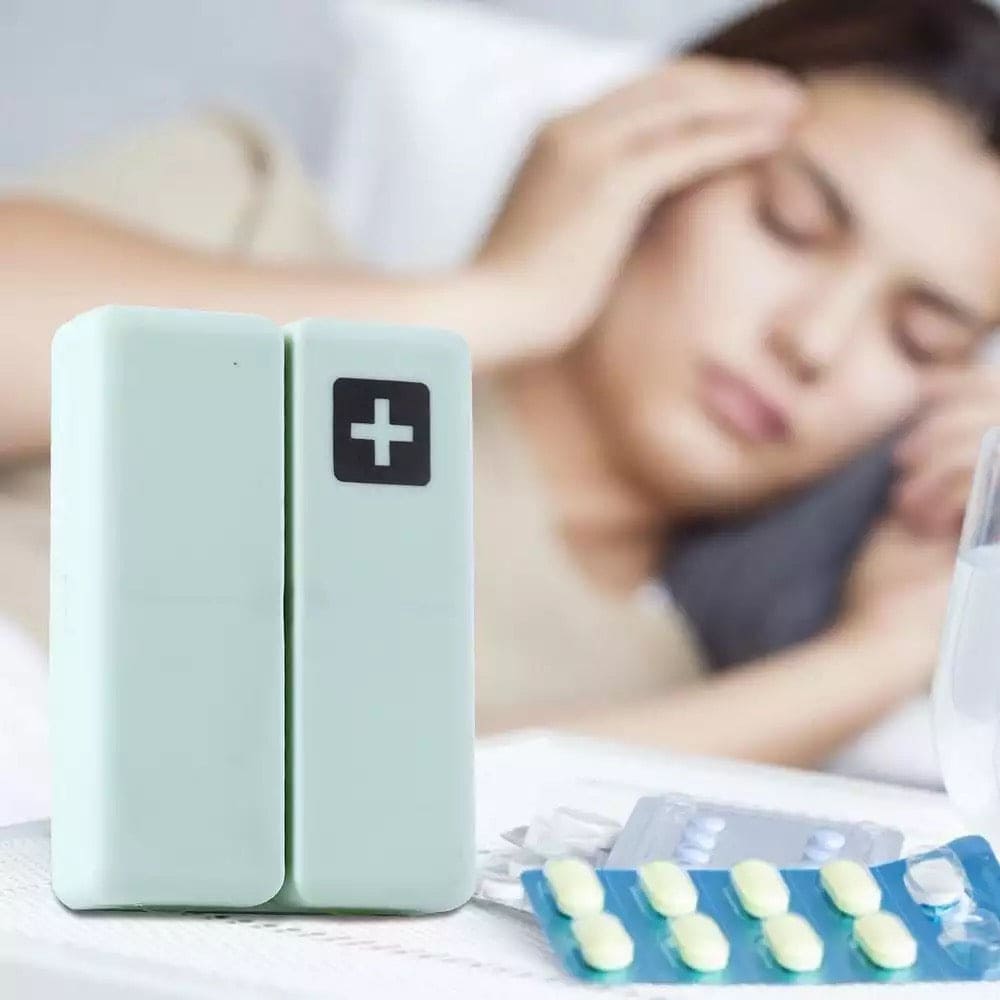 7 Days Foldable Travel Medicine Holder, Weekly Pill Case Box, Foldable Vitamin Medicine Holder, Tablet Storage Dispenser Container, Magnetic Pill Storage Box