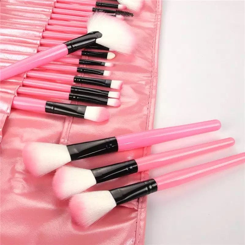 Set Of 24 Makeup Brush Set, Professional Beauty Makeup Brush Sets, Wooden Handle Makeup Brushes, Eye Blending Makeup Brushes with Bag