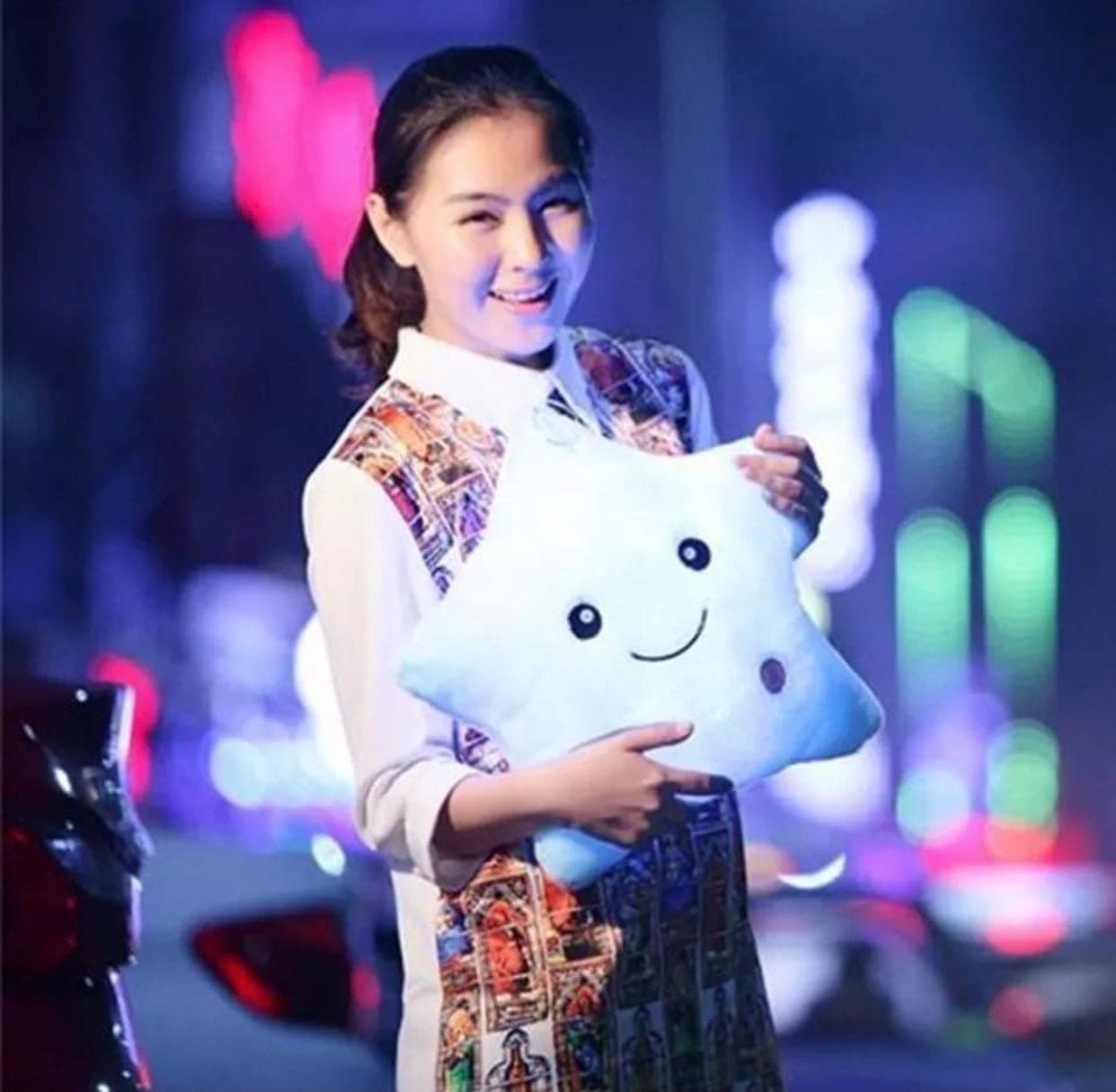 Creative 34cm Luminous Star Shaped Plush Pillow, Twinkle Star Light Up Plush Pillow