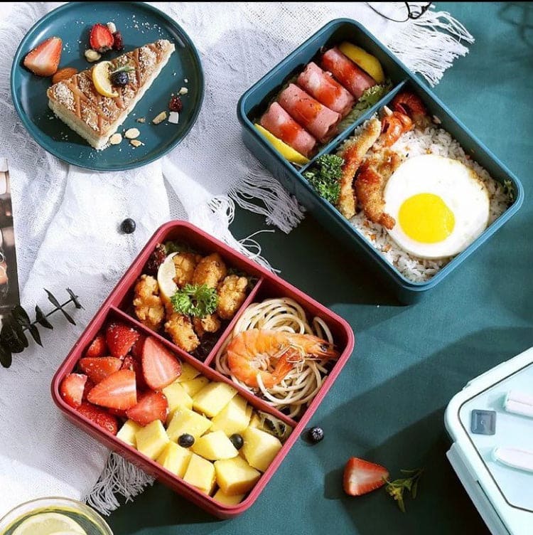 Microwave Oven Lunch Box With Spoon, 2 Compartment Plastic Divided Food Storage Container, Portable Food Grade Plastic Lunch Box, Portable Hermetic Bento Box