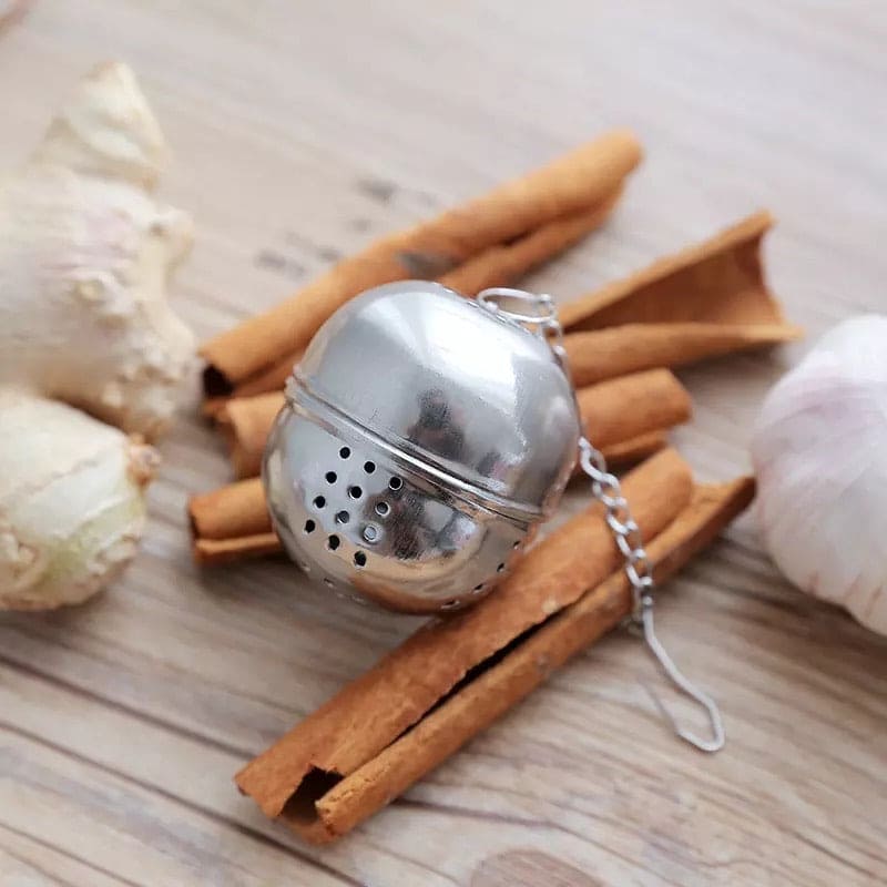 Stainless Steel Ball Filter Kitchen Gadget, Spice, Herb,Tea and Seasoning Filter Ball with Hanging Hook, Ball Tea Infuser Mesh Filter