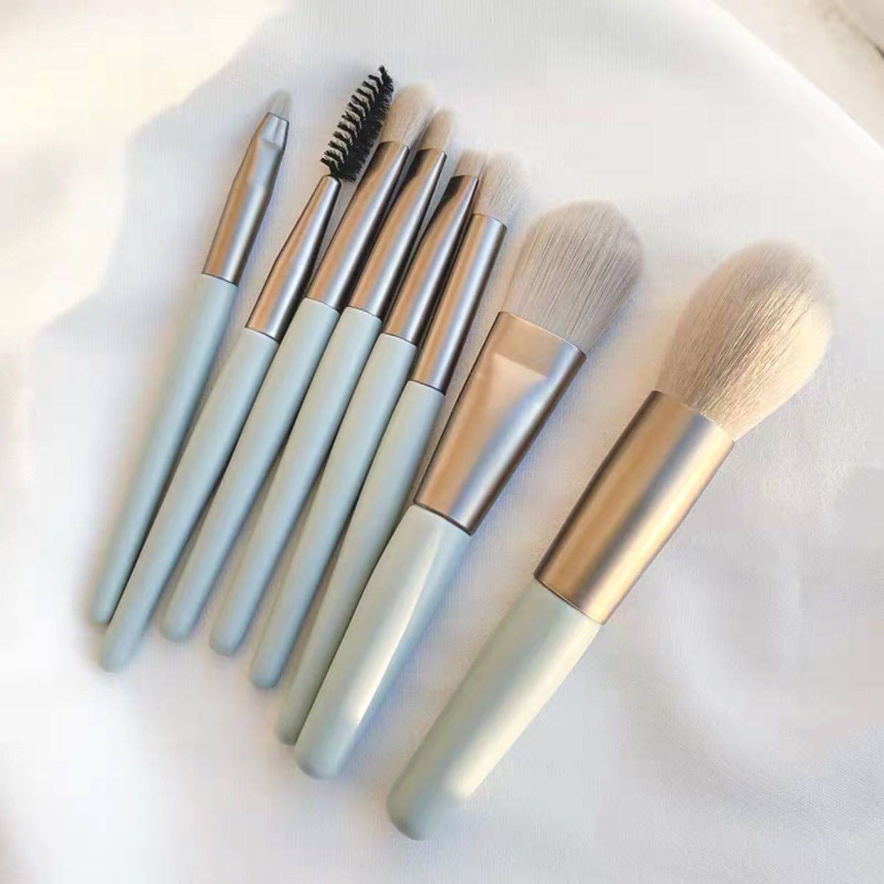 Set Of 8 Mini Makeup Brush Set, Soft Synthetic Hair Brushes, Eyeshadow Foundation Sculpting Brushes, Portable Soft Concealer Brush, Beauty Foundation Eye Shadow Tool Eyelash Brush With Bag
