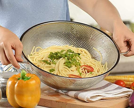 Stainless Steel Kitchen Fruit Vegetable Washing Basket, Steel Washing Filter Strainer, Micro Perforated Colander Draining, Handheld Spider Strainer