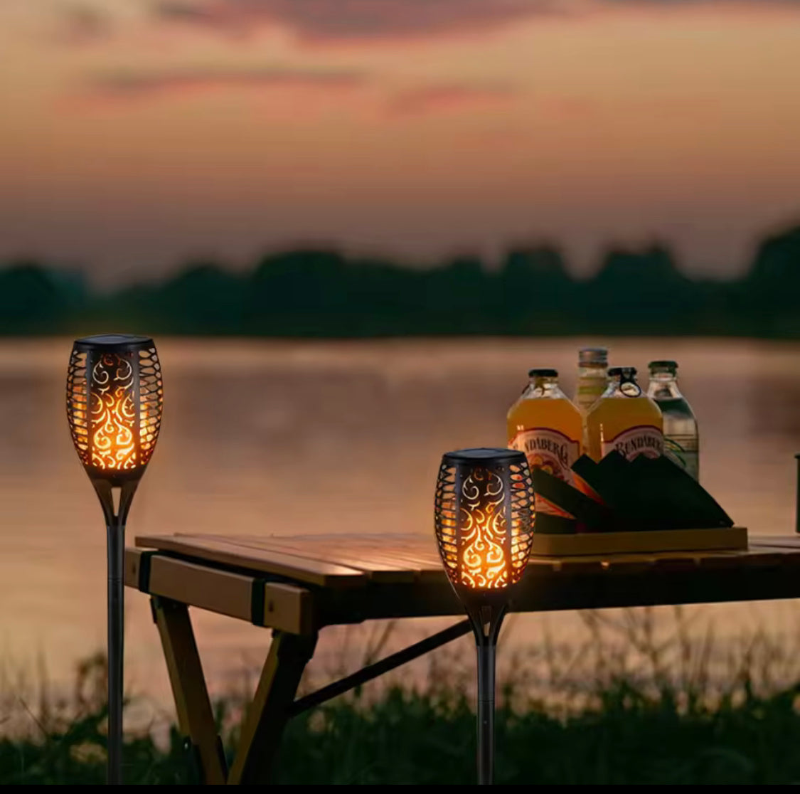 Outdoor Garden Solar Flickering Flame Light, Garden Yard Lamp, LED Garden Torch Lights