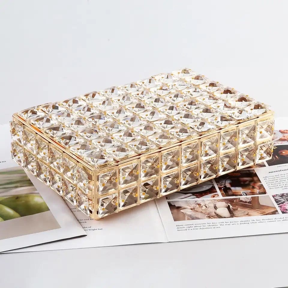 Cab Lock Crystal Jewellery Box, Portable Rectangular Crystal Jewellery Organizer, Desk Topper Decor Jewellery Display Case, Crystal Hollow Jewellery Holder, Nordic Personalized Jewellery Box