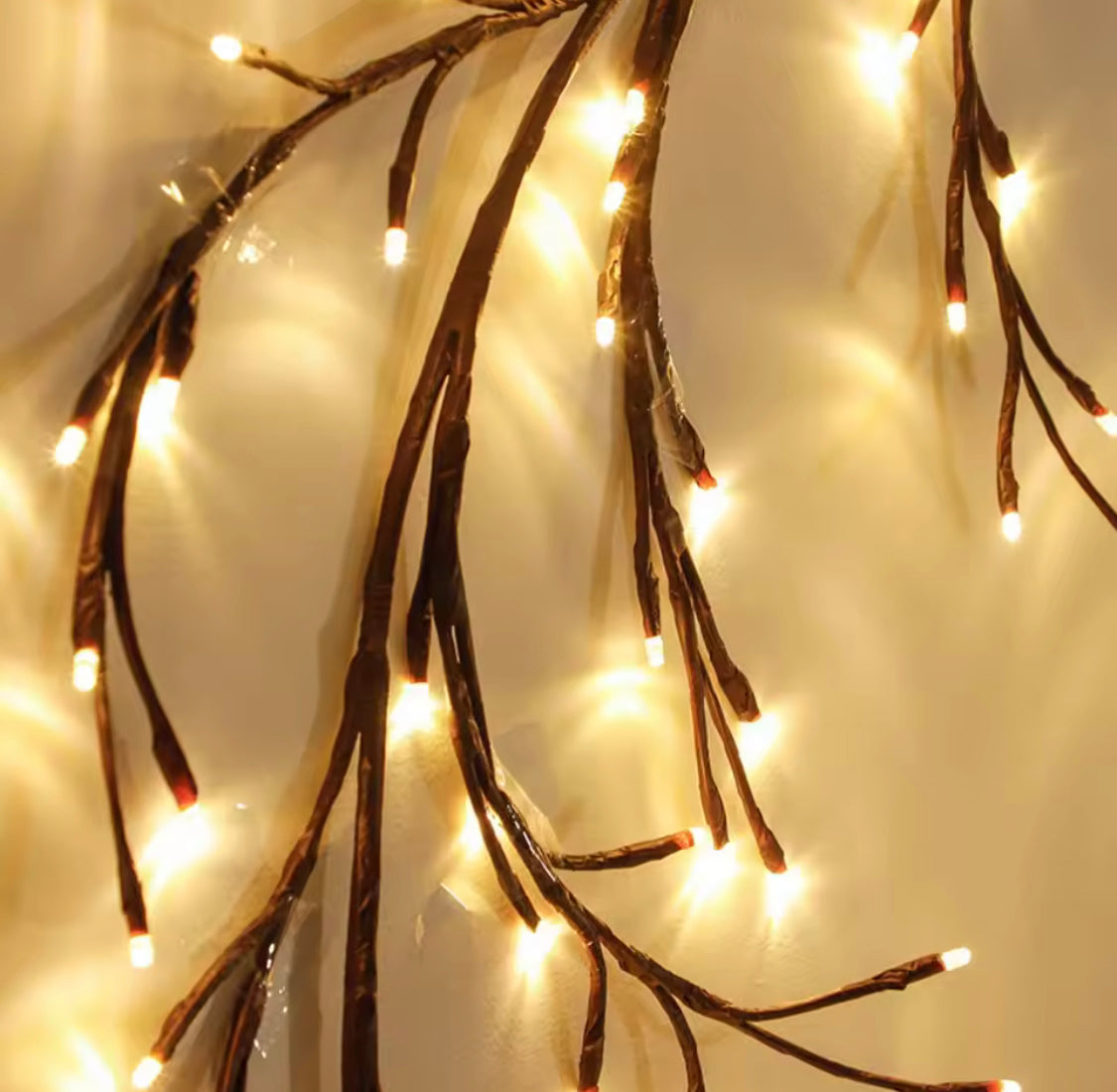 LED Branch Tree Wall Light, Decorative Willow Branch Fairy Light, Creative LED Tree Wall Light