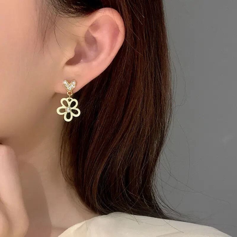 Hollow Out Flower Drop Earrings, Heart Shaped Crystal Zircon Earrings, Women Cut Stud Earrings Jewellery