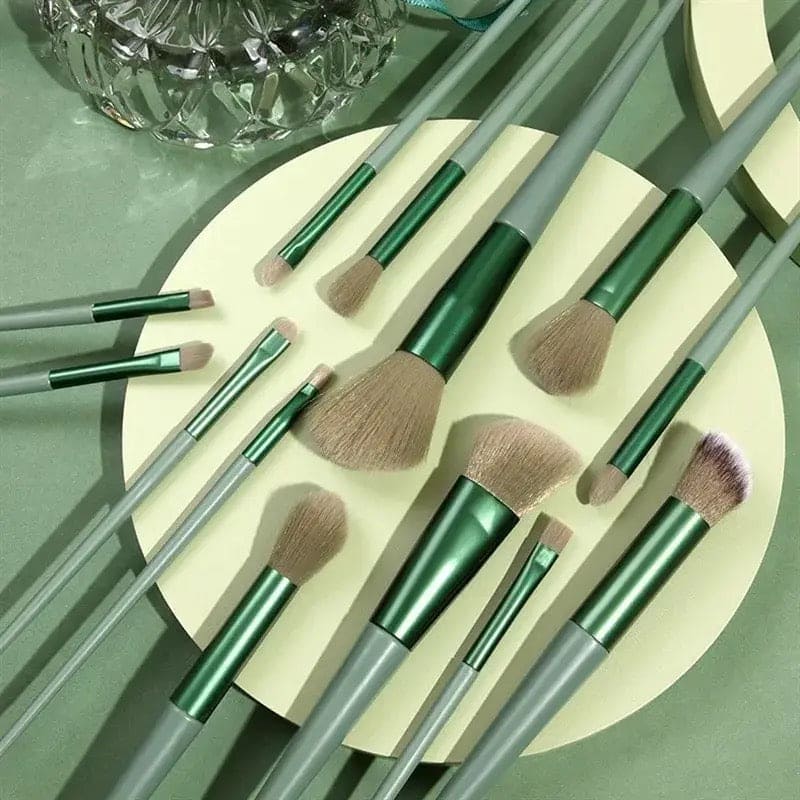 Set of 13 Spring Makeup Brush, Soft Fluffy Professional Kabuki Blend Shadow Makeup Brush, Foundation Blush Powder Eyeshadow Concealer Tools with Bag, Cosmetic Brush Pouch, Festival Beauty Cosmetic Tool, Premium Makeup Brush Set
