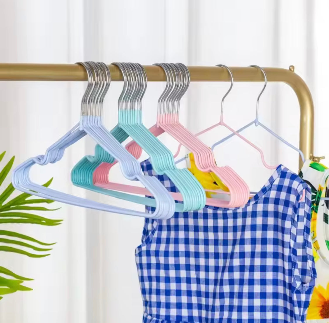 10pcs Non Slip Metal Coat Clothes Hanger, Durable Wardrobe Storage Organizer, Durable Traceless Clothing Storage Hanger