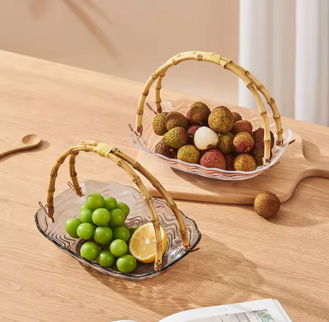 Transparent Acrylic Fruit Tray With Handle, Portable Acrylic Fruit Tray, Desktop Candy Container