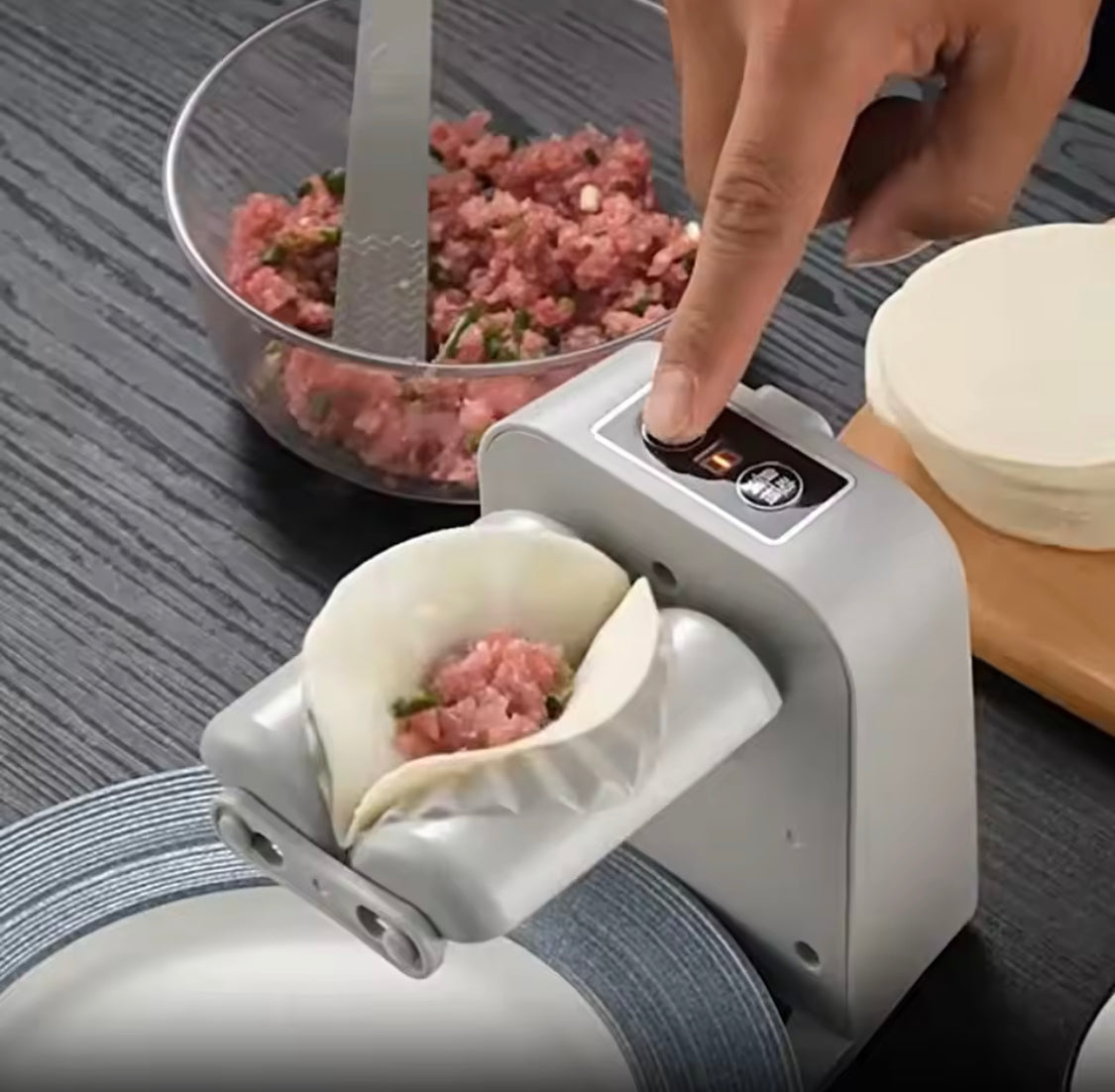 Electric Dumpling Maker, Automatic Dumpling Maker Mold, Multifunction Dumpling Maker, Kitchen Dough Maker Gadget