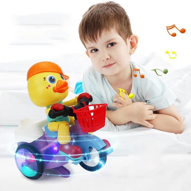 Duck Tricycle Toy, Battery Operated Music Stunt Tricycle, Cartoon Duck Riding Bike, 360 Degree Rotate Lighting Toys for Kids, Kids Lighting Scooter Toy