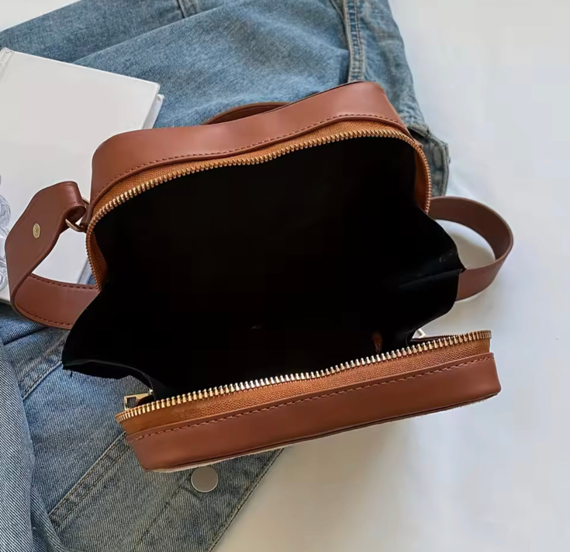 Crossbody Fried Toast Bread Bag, Bread Shape Women Shoulder Bag, Fashionable Egg Bread Shoulder Bag