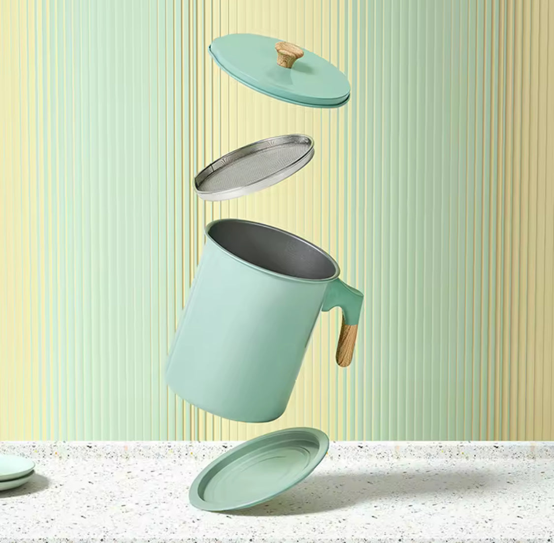 1.4 Litter Stainless Steel Kitchen Oil Filter Pot, Manual Grease Oil Container, Kitchen Oil Separator And Storage Can With Fine Mesh Strainer, Oil Trap with Lid, Strainers Pot Oil Bottle, Filter Oils Separator Tank, Kitchen Cooking Tools