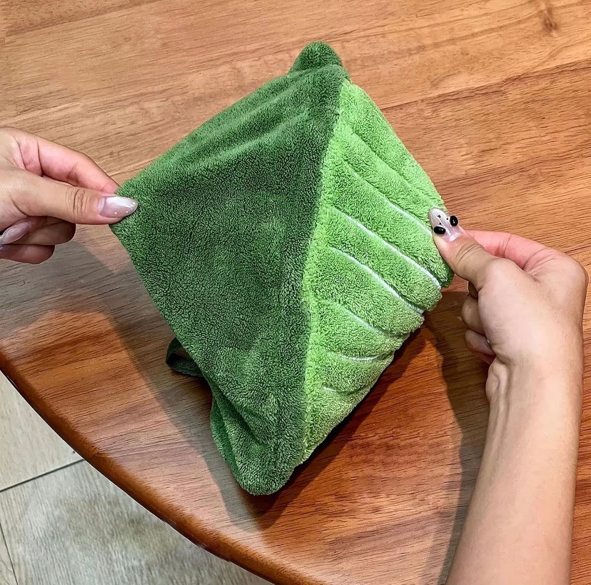Leaf Shape Kitchen Hand Towel,     Leaf Shaped Kitchen Towel, Decorative Leaf Hanging Towel, Thickened Absorbent Towel